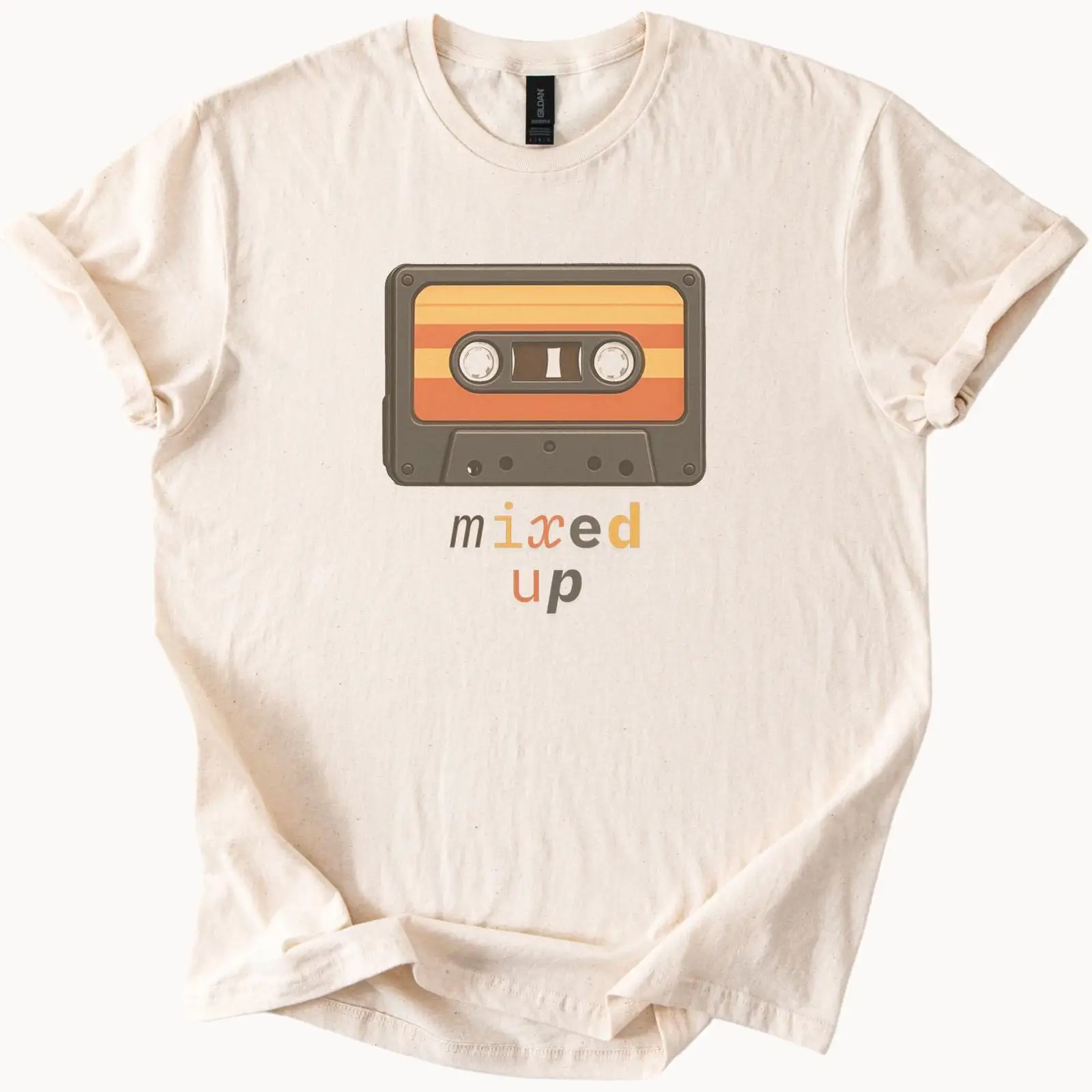 Audio Vibes Music - T-shirt con stampa 'Cassette Tape Mixed