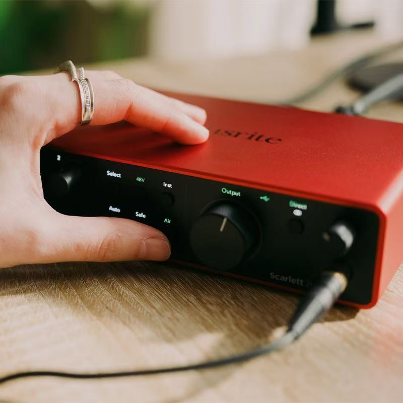 Scheda Audio Forster Scarlet p - Audio Music Production recensione e prezzo